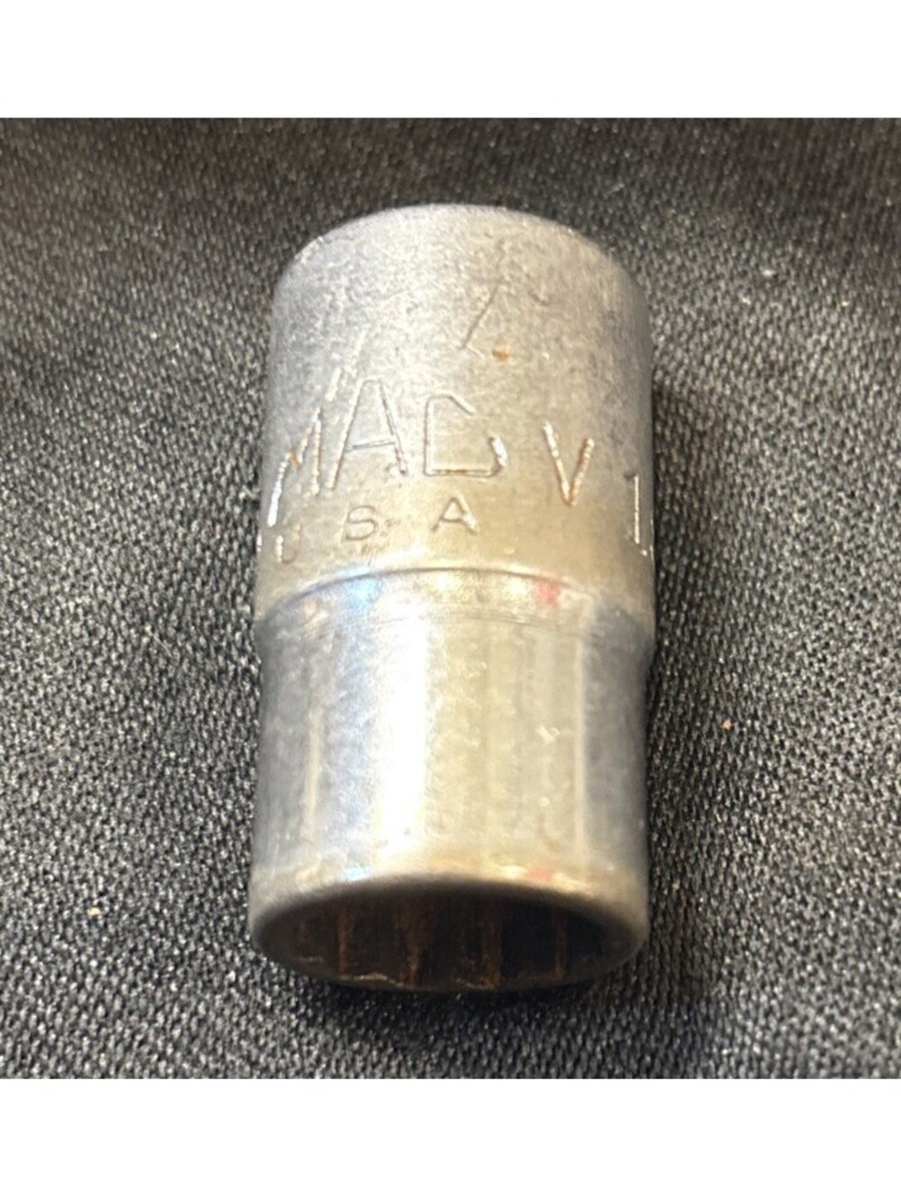 VTG Mac Tools 1/2" Drive 9/16" 12PT SAE Shallow Chrome Socket USA V182 Great Con